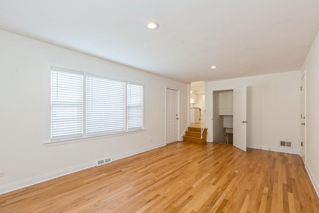 5018 Dobson St, Skokie, IL 60077 - photo 12