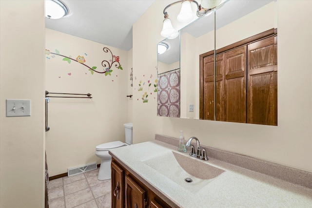 713 N Broadway St, Newman, IL 61942 - photo 23