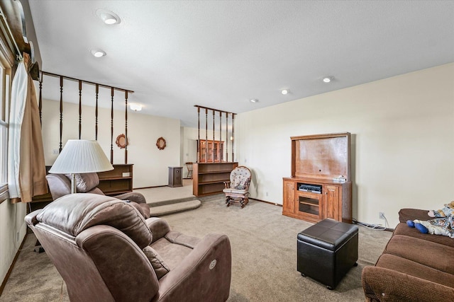 713 N Broadway St, Newman, IL 61942 - photo 9