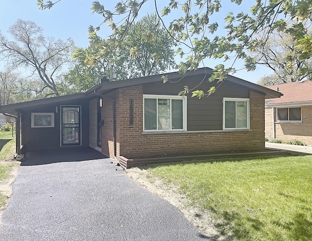 14738 Dorchester Ave, Dolton, IL 60419 - photo 2