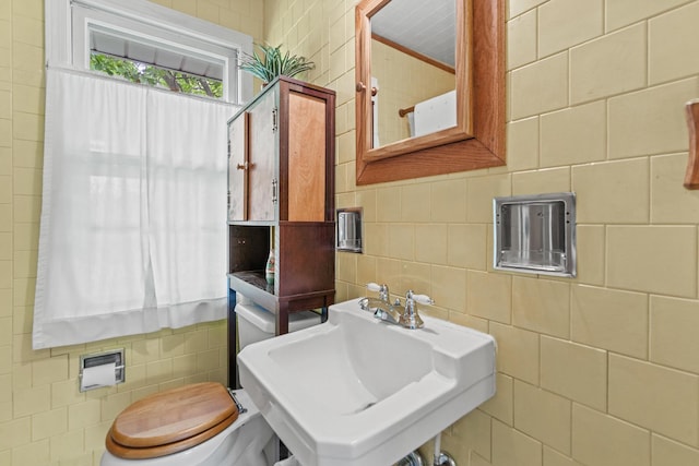 216 S Michigan Ave, Addison, IL 60101 - photo 22