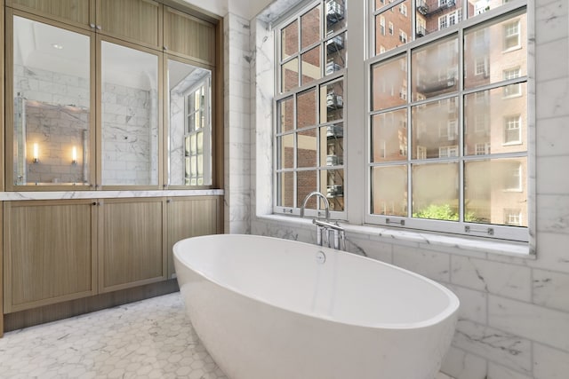 220 E Walton Pl Unit 4E, Chicago, IL 60611 - photo 13