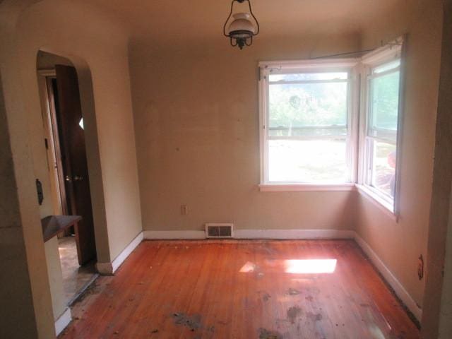 211 S Lafayette St, Byron, IL 61010 - photo 5