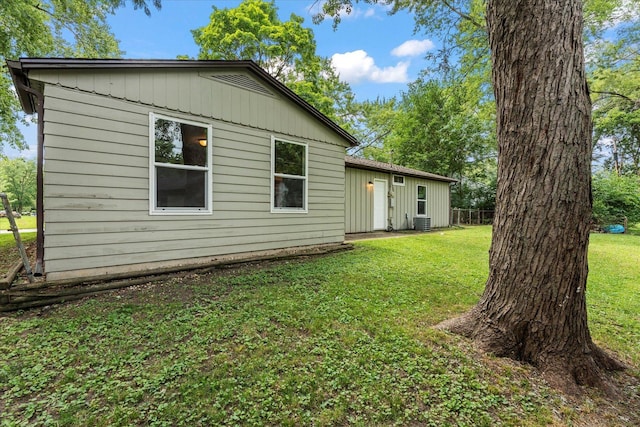 2412 E Green St, Urbana, IL 61802 - photo 21