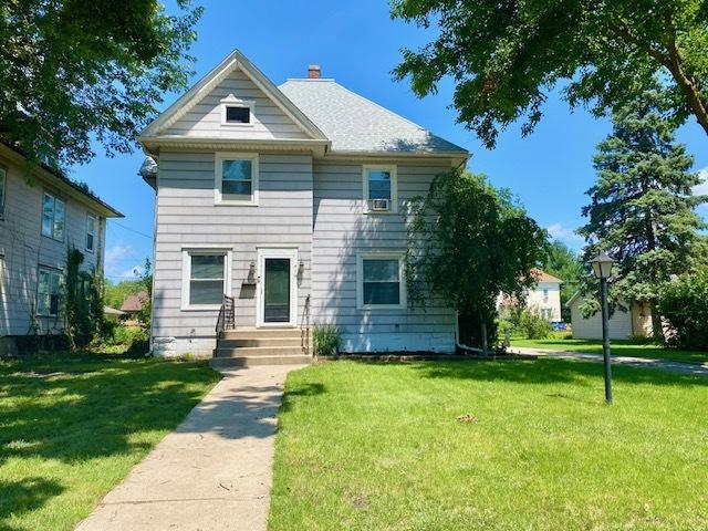 410 W 10th St, Sterling, IL 61081 - photo 1