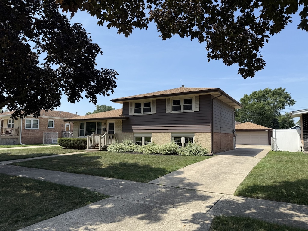 9732 Massasoit Ave, Oak Lawn, IL 60453 - photo 1