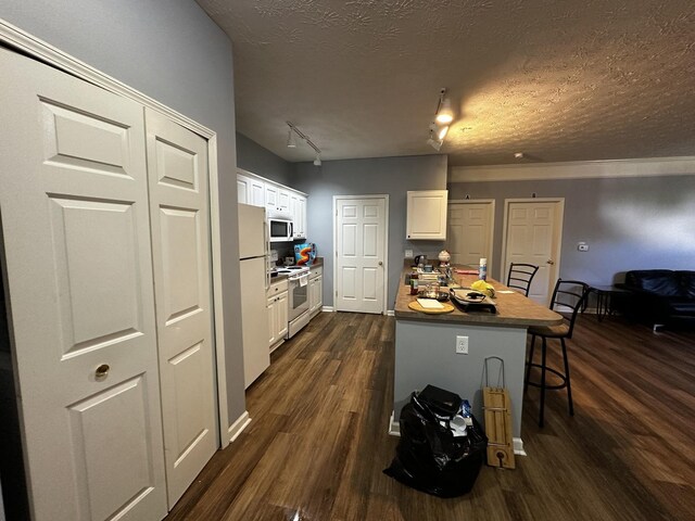 1903 N Lincoln Ave Unit 116, Urbana, IL 61801 - photo 3