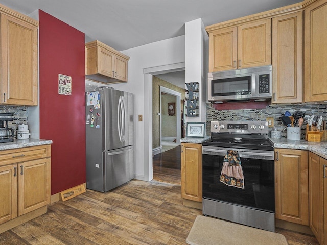 250 Edward St, Sycamore, IL 60178 - photo 15