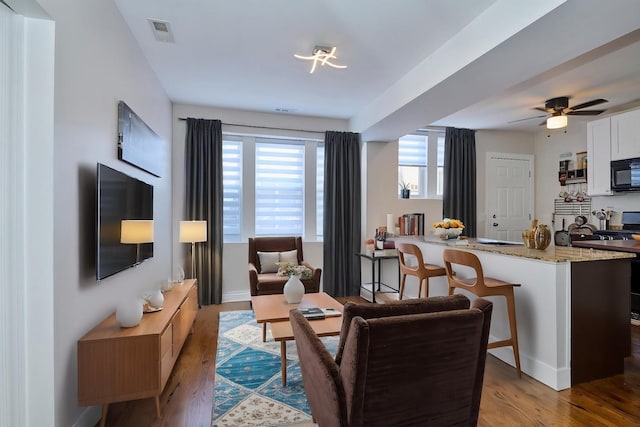 2840 W Glenlake St Unit 3D, Chicago, IL 60659 - photo 3
