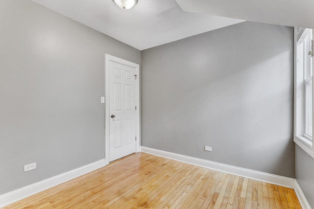5351 W Foster Ave, Chicago, IL 60630 - photo 14