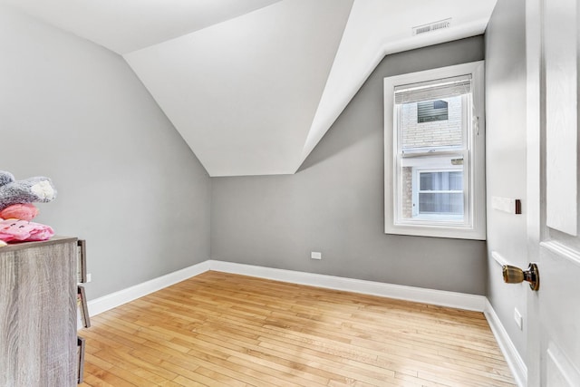 5351 W Foster Ave, Chicago, IL 60630 - photo 17