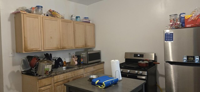 2909 W Harrison St, Chicago, IL 60612 - photo 7