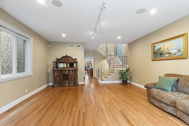 2425 W Erie St, Chicago, IL 60612 - photo 6