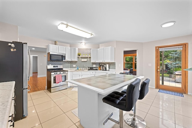 1121 Otto Graham Ln, Zion, IL 60099 - photo 5