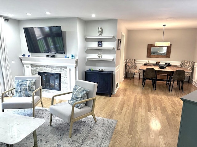 630 Zaininger Ave Unit D, Naperville, IL 60563 - photo 3