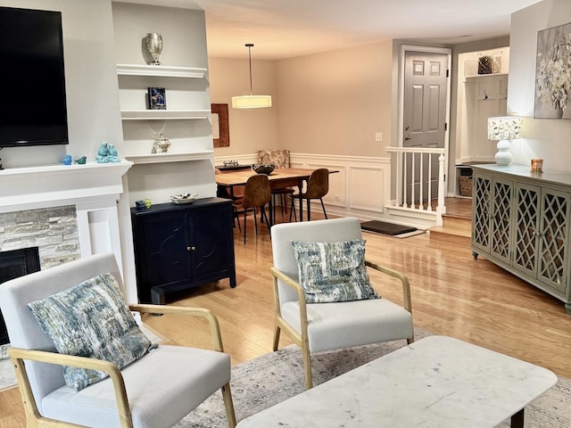 630 Zaininger Ave Unit D, Naperville, IL 60563 - photo 5