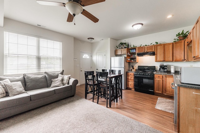 257 Bent Grass Cir Unit D, Dekalb, IL 60115 - photo 5