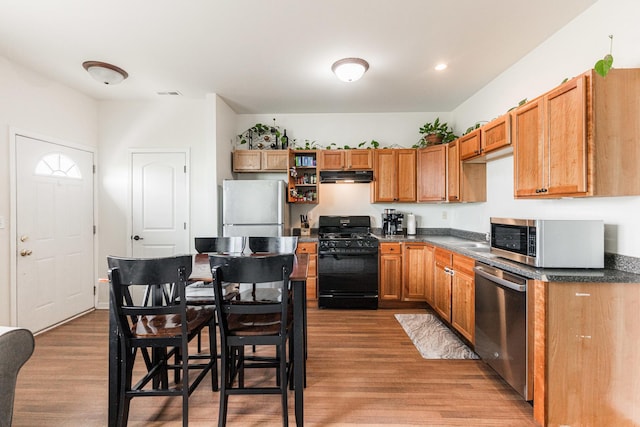 257 Bent Grass Cir Unit D, Dekalb, IL 60115 - photo 6