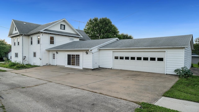 303 N Stanton St, Davis, IL 61019 - photo 1