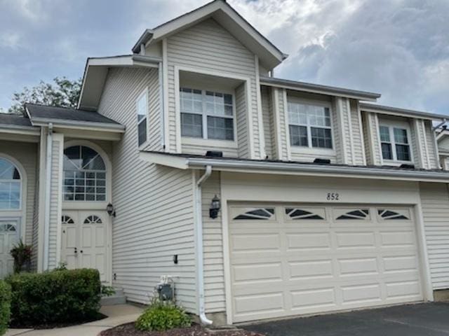 852 Dracut Ln, Schaumburg, IL 60173 - photo 1