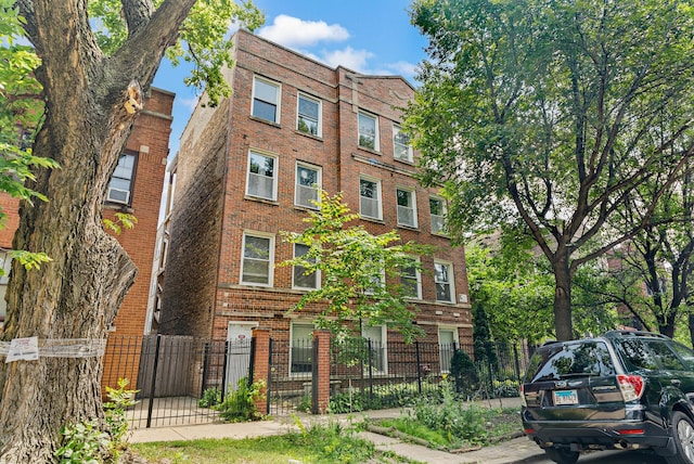 3039 N Troy St Unit 2W, Chicago, IL 60618 - photo 1