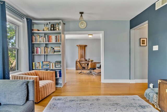 3039 N Troy St Unit 2W, Chicago, IL 60618 - photo 5