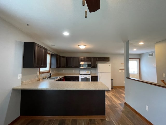 924 8th Ave, Rochelle, IL 61068 - photo 11