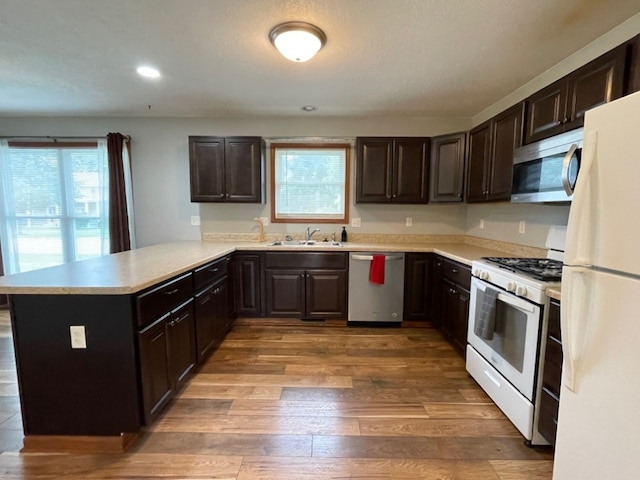 924 8th Ave, Rochelle, IL 61068 - photo 6