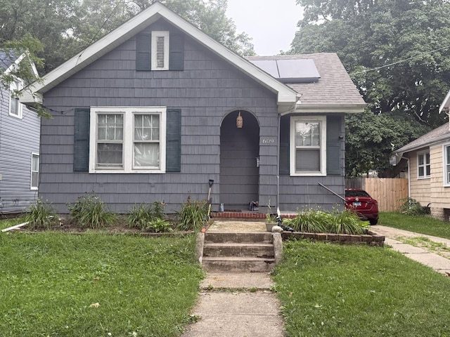 609 S Union St, Aurora, IL 60505 - photo 1