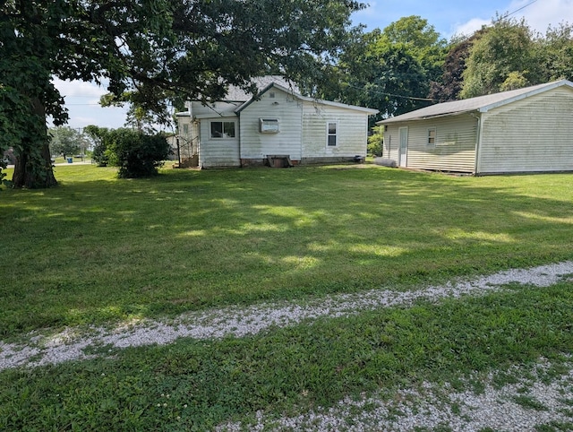 207 S Center St, Sadorus, IL 61872 - photo 12