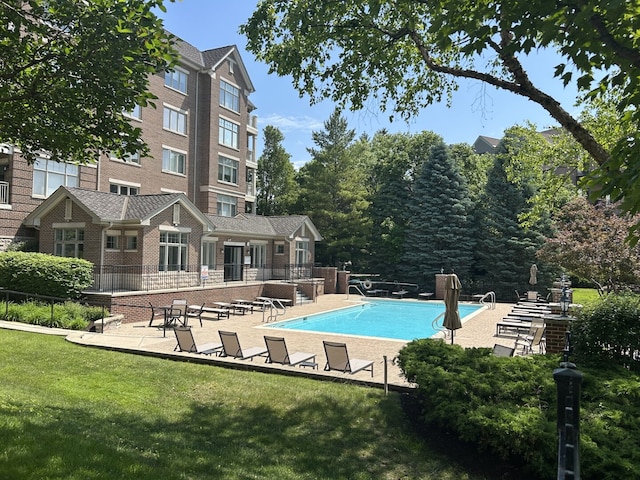 445 Village Grn Unit 201, Lincolnshire, IL 60069 - photo 25