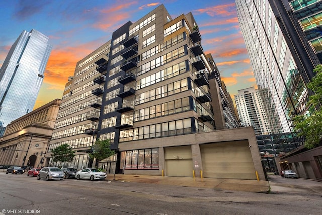 130 S Canal St Unit 701, Chicago, IL 60606 - photo 25