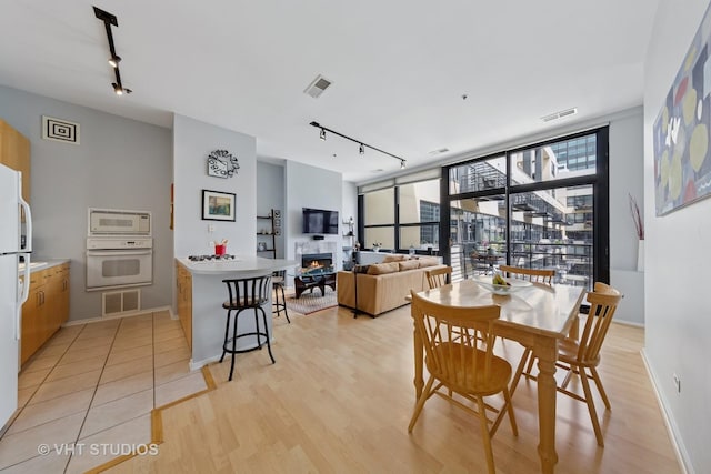 130 S Canal St Unit 701, Chicago, IL 60606 - photo 9