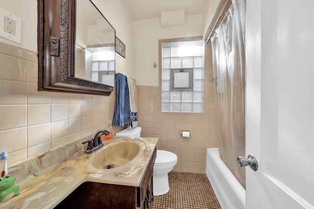 2718 N 76th Ave, Elmwood Park, IL 60707 - photo 10