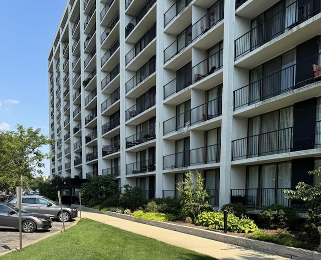 2015 S Finley Rd Unit 903, Lombard, IL 60148 - photo 1
