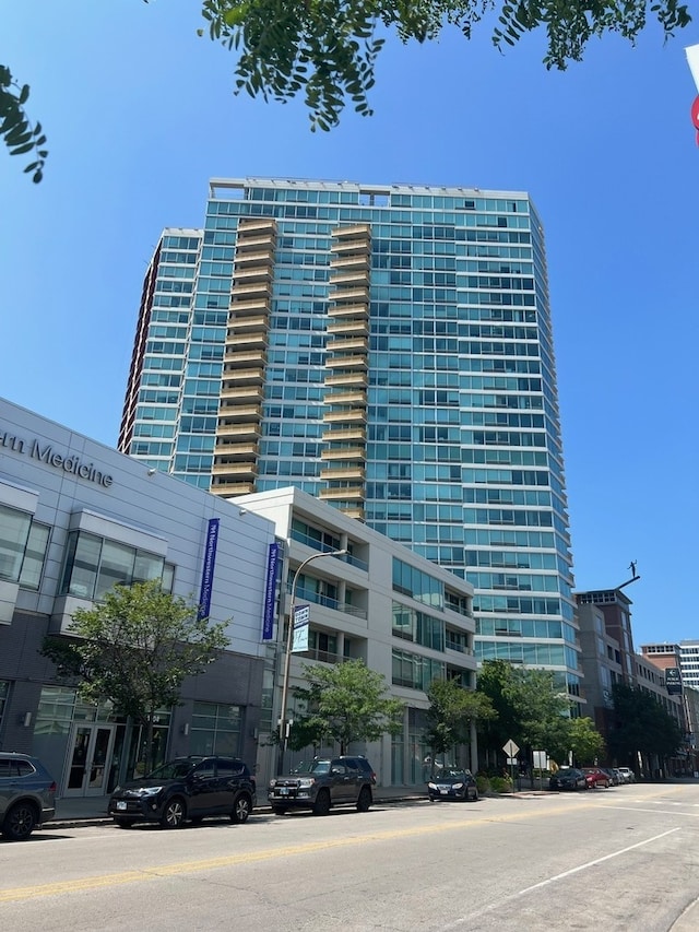 1720 Maple Ave Unit 1170, Evanston, IL 60201 - photo 1