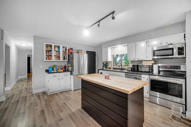 961 Trask St, Aurora, IL 60505 - photo 8