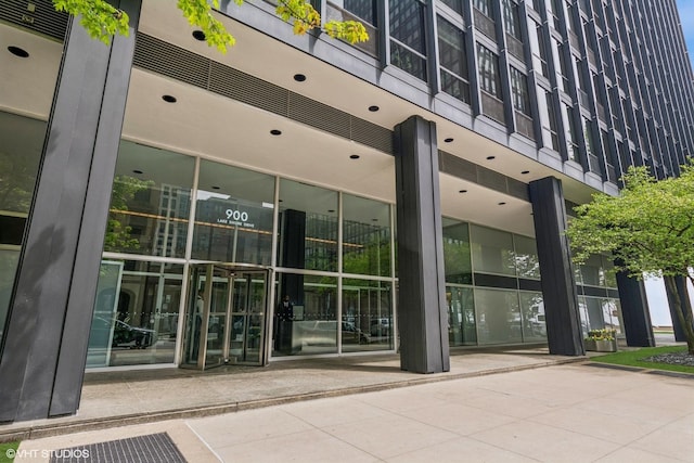 900 N Lake Shore Dr Unit 2906, Chicago, IL 60611 - photo 1