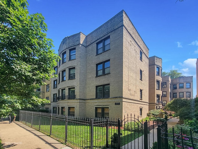 2111 W Arthur Ave Unit 1S, Chicago, IL 60645 - photo 23