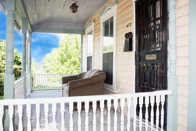 472 Division St, Elgin, IL 60120 - photo 2