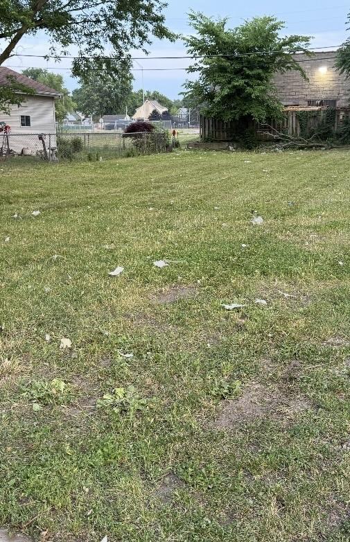 570 Dover St, Joliet, IL 60432 - photo 2