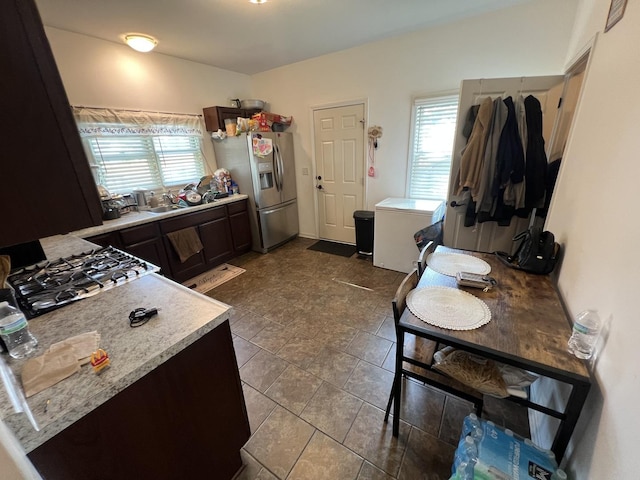 926 N Hickory St, Joliet, IL 60435 - photo 5