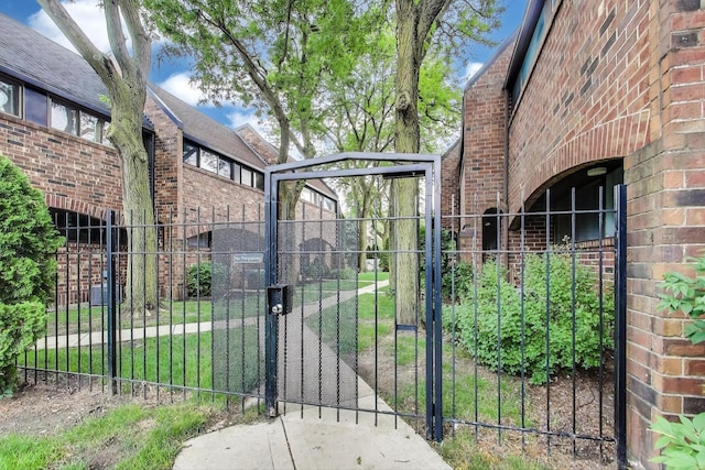821 S Racine Ave Unit D, Chicago, IL 60607 - photo 2