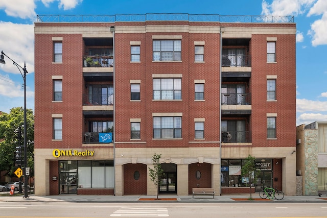 5300 N Lincoln Ave Unit 3E, Chicago, IL 60625 - photo 1