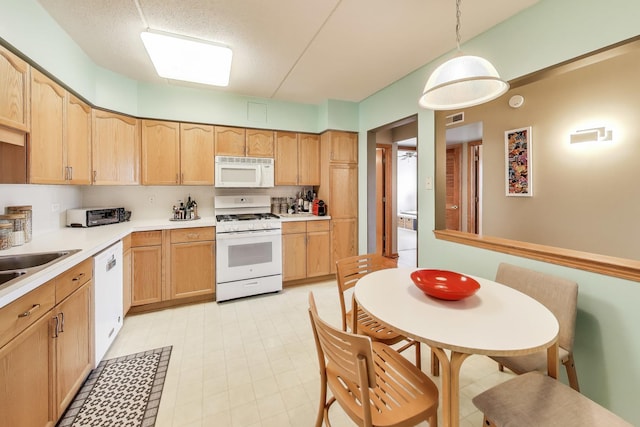 1636 Ashland Ave Unit 509, Des Plaines, IL 60016 - photo 6