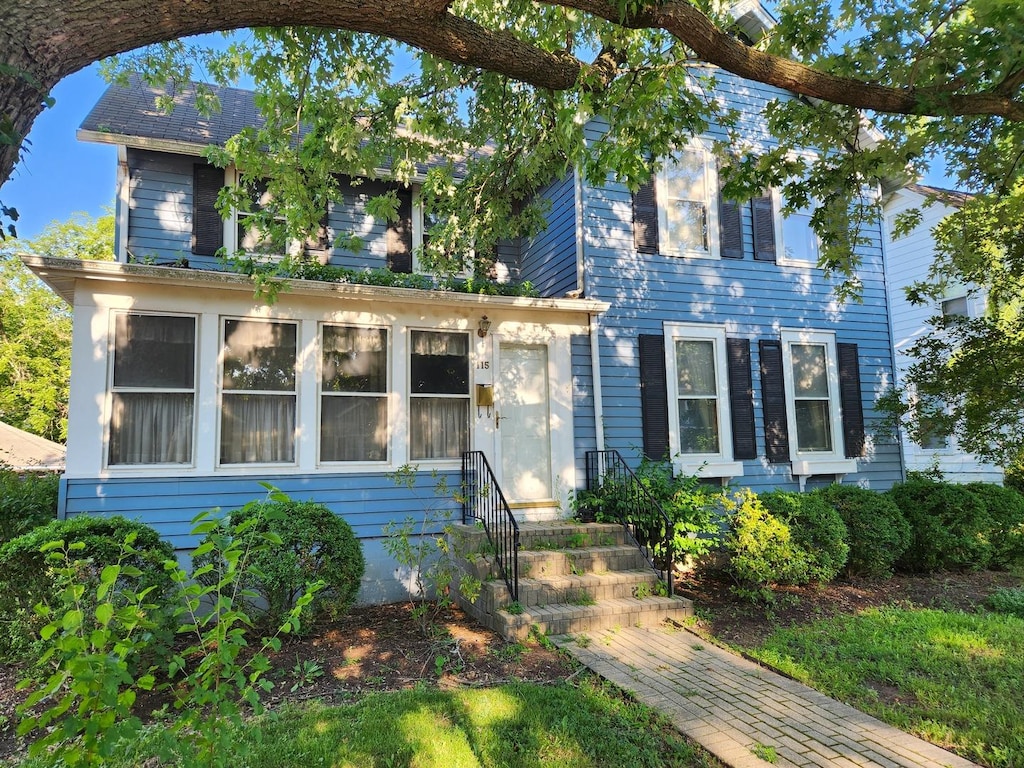115 Dundee Ave, Barrington, IL 60010 - photo 2