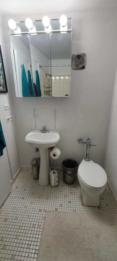 12546 Fairview Ave Unit 3D, Blue Island, IL 60406 - photo 9