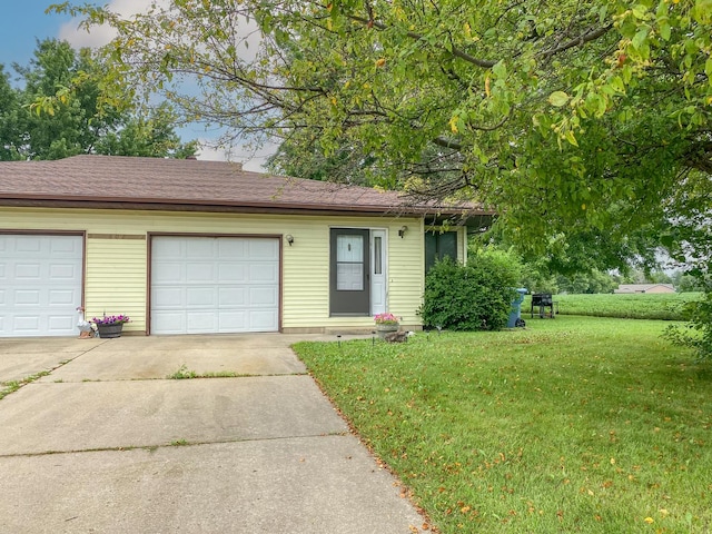 602A N Illini Ave, Pontiac, IL 61764 - photo 1