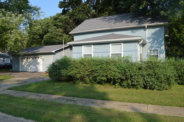 309 S Main St, Walnut, IL 61376 - photo 1