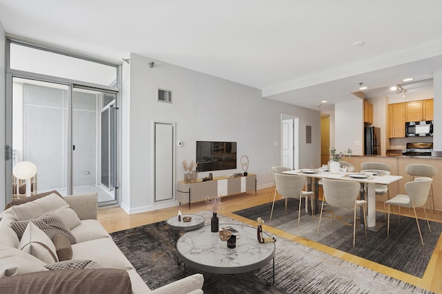 1250 S Michigan Ave Unit 903, Chicago, IL 60605 - photo 2